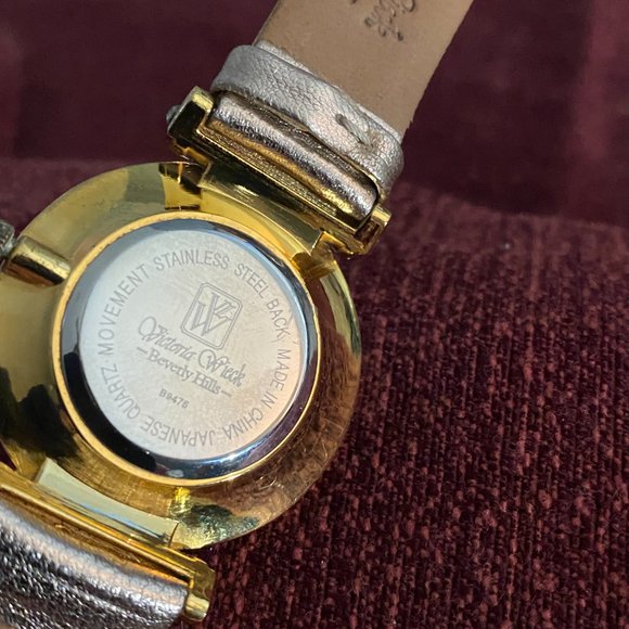 Amaze-Zing (B2) Sale!! SP#64 Victoria Wieck Watch - Picture 2 of 7